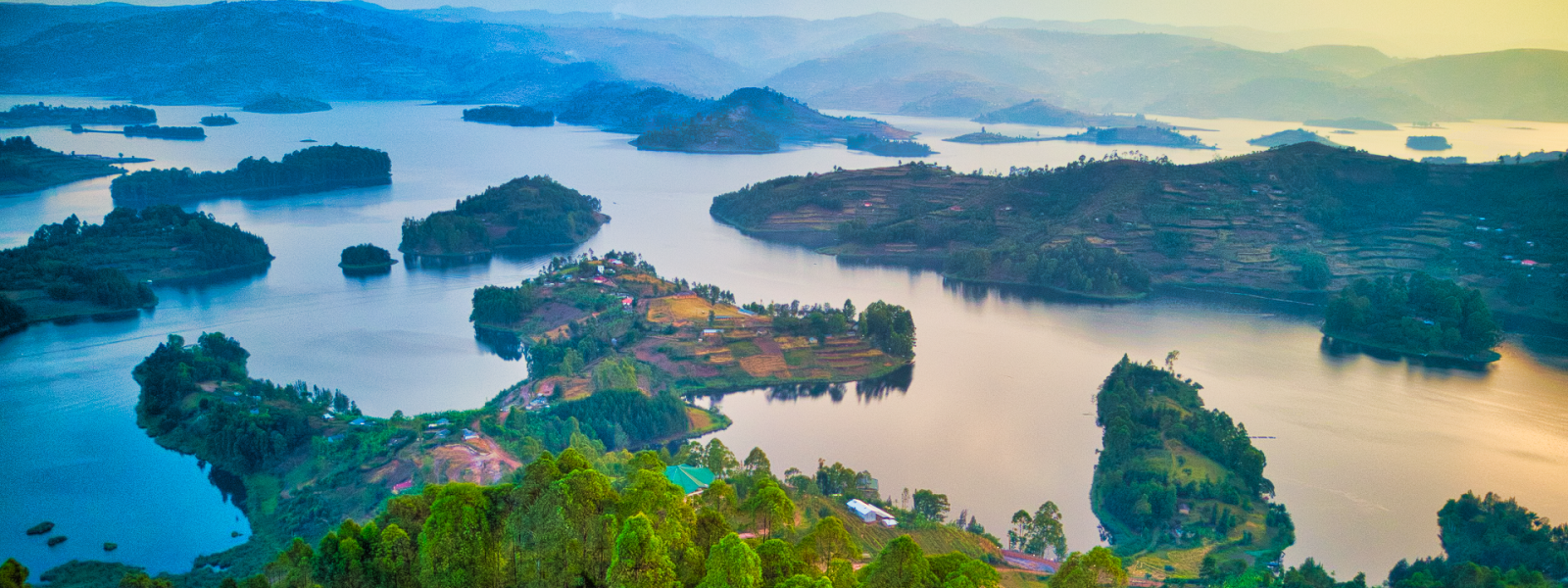Islands of Lake Bunyonyi on a 3 day Bwindi and Lake Bunyonyi safari